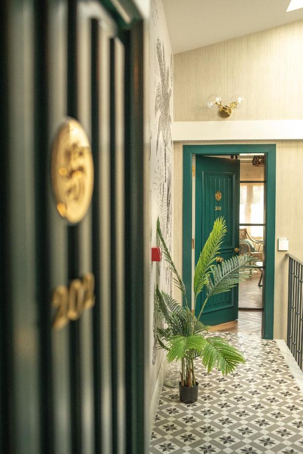 Apartamentos Boutique Fuente Real Comillas Eksteriør billede